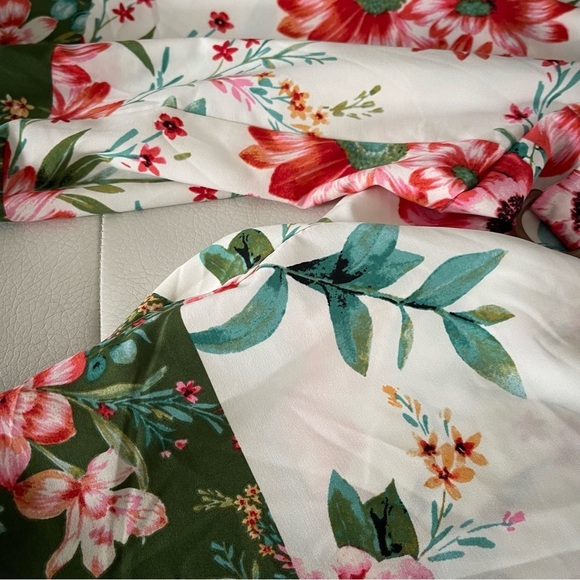 Rabbit Rabbit Rabbit collection floral jump suit size 10 pink green - Picture 8 of 13